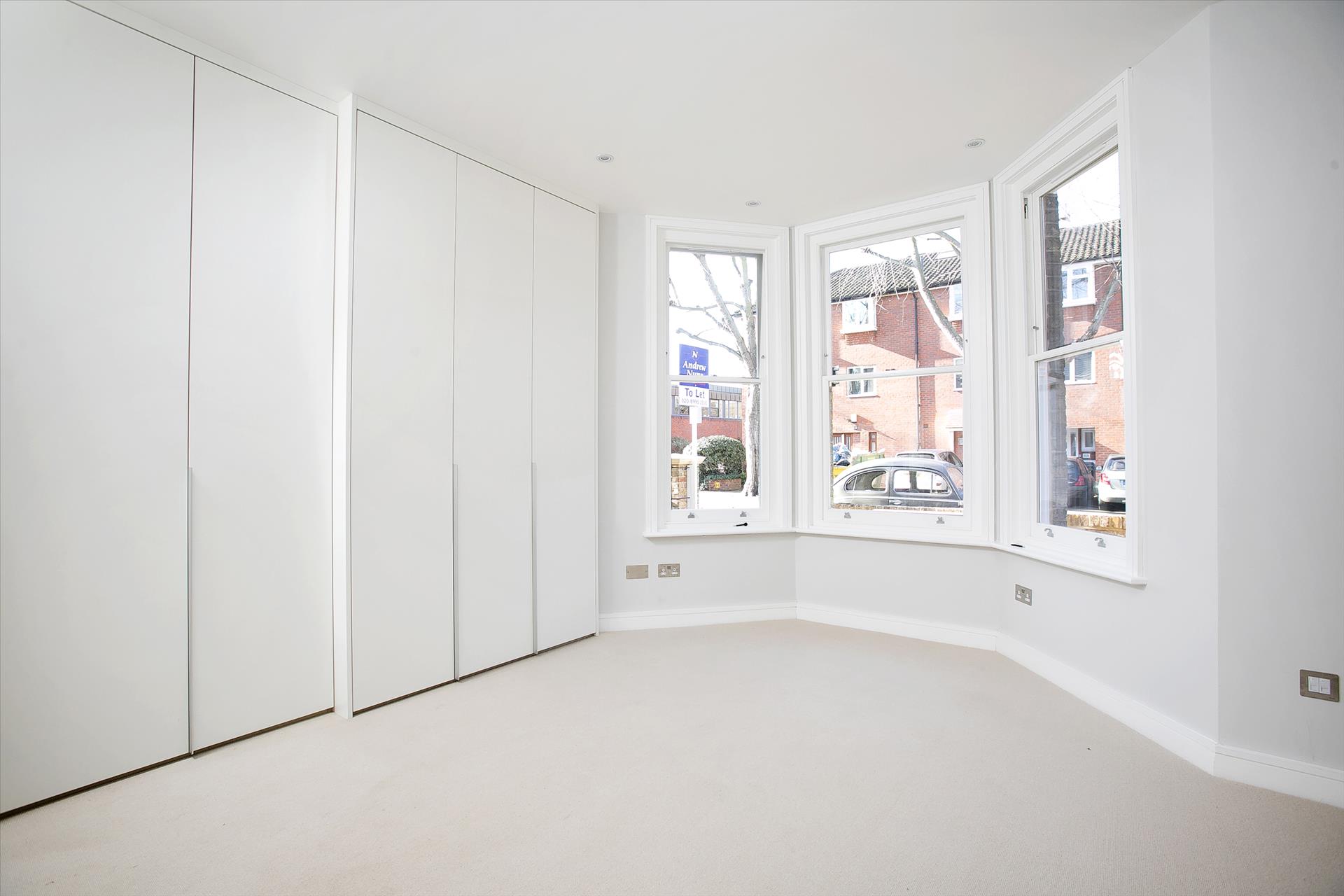 2 bedrooms Flat to let in Fishers Lane, London, W4 Andrew Nunn Estate