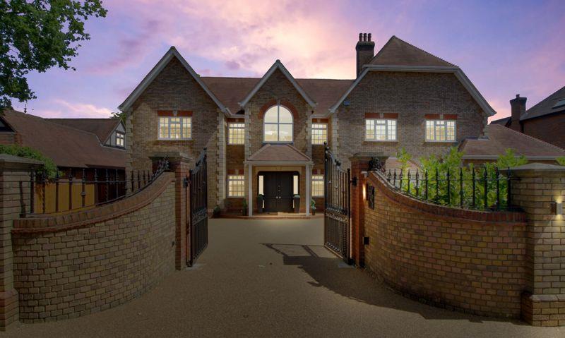 Property Image010d3ff5-c04b-40c1-8f4f-4707cf7d5035