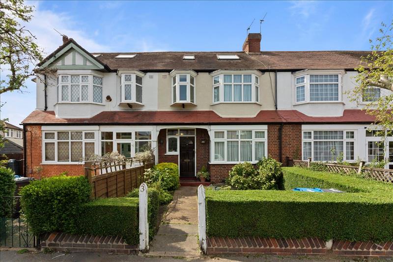 5 bedroom terraced house for sale in Westway Close, Raynes Park, SW20