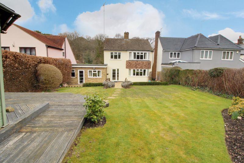 3 bedroom house for sale in Tolmers Road, Cuffley, EN6 Banc Property