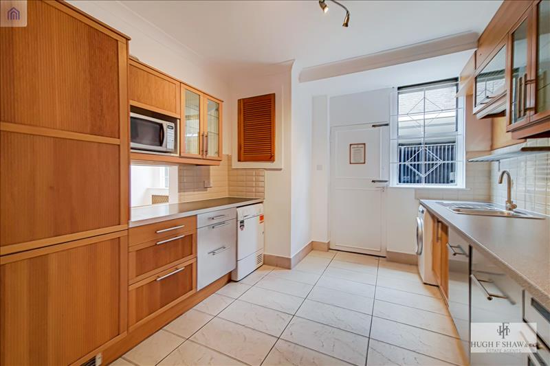 Property Image1c87f958-6fba-42ba-86fb-69660c2c5a35
