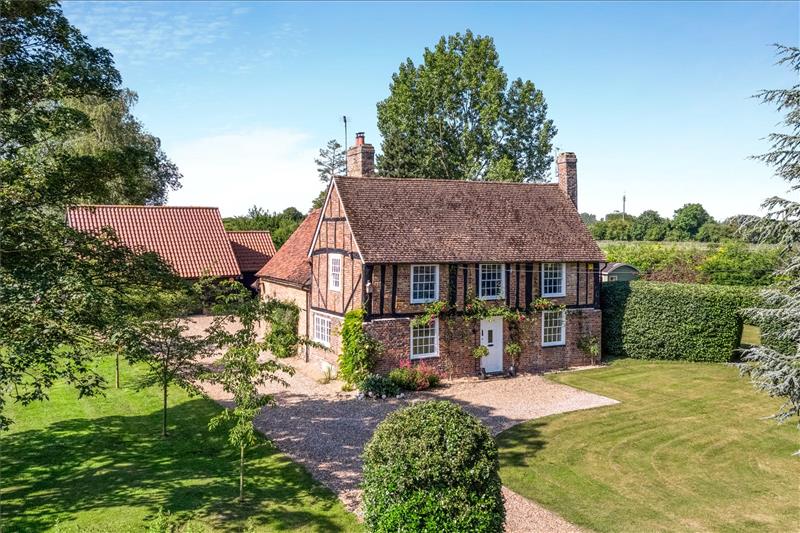 4 bedroom house for sale in The Rye, Eaton Bray, Bedfordshire, LU6