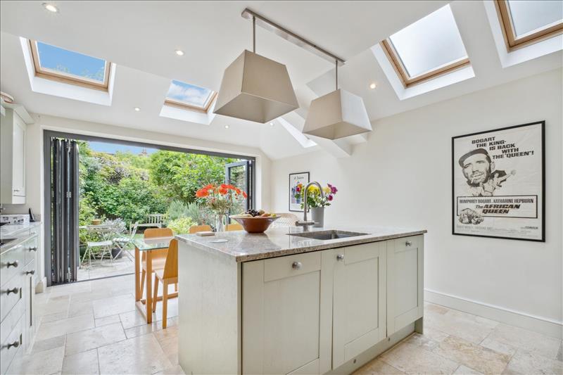 Property Image381e6df4-5abe-47f3-b530-98ddd58e9a45