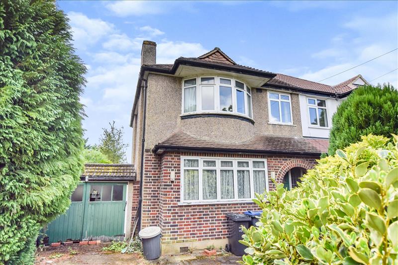 3 bedroom semidetached house for sale in Churston Drive, Morden, SM4