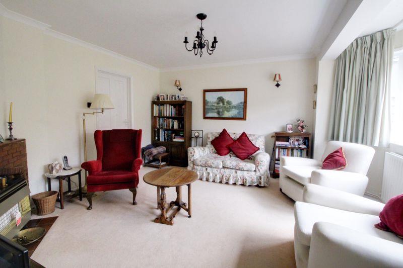 3 bedroom house for sale in Tolmers Road, Cuffley, EN6 Banc Property