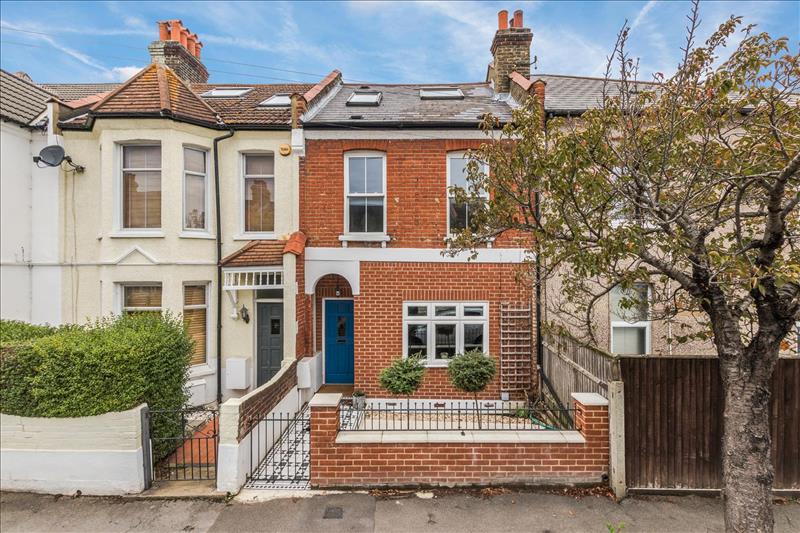 3 bedroom house for sale in Devonshire Road, Colliers Wood, SW19