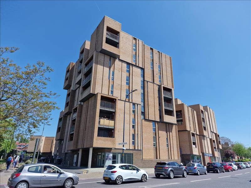 Property Image881dd7b4-cb8d-4588-9555-e9cb4103660b