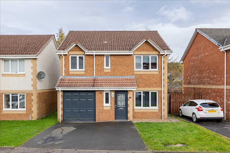 4 bedroom detached house for sale in Allison Gardens, Blackridge, EH48