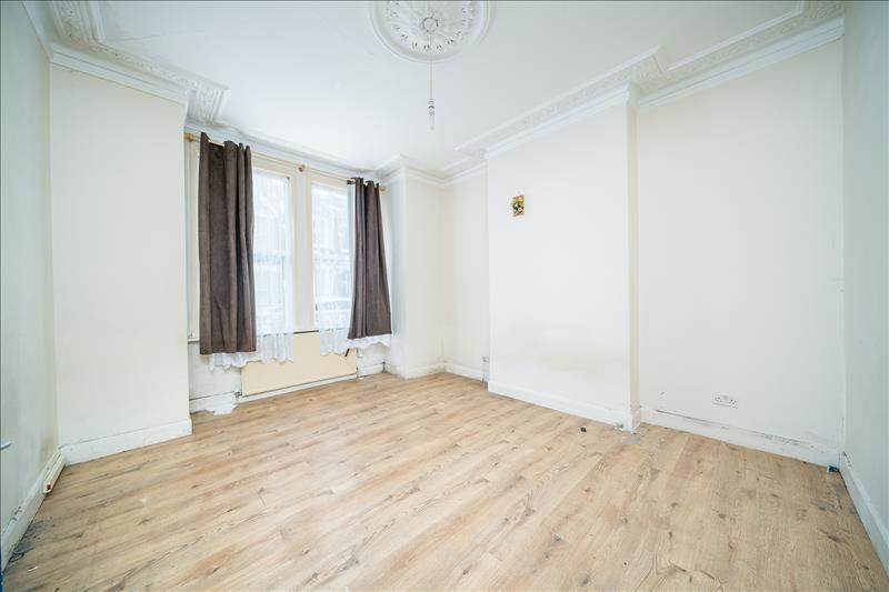 Property Image94f3e8b9-c7c7-40f3-9595-4968f5a33ba0