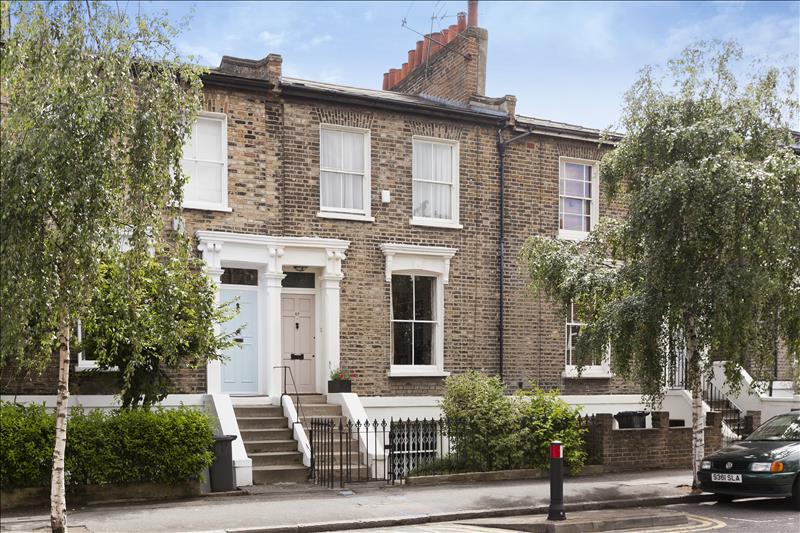 Fyfe Mcdade buying agency