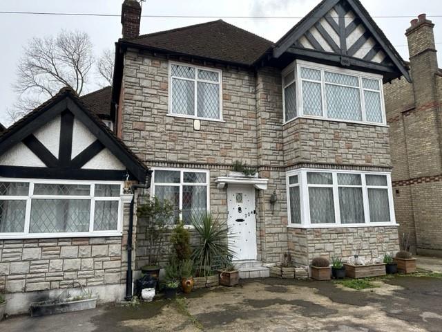Property Imagea2d482cc-c886-4934-9ee7-bfae6ef5701e