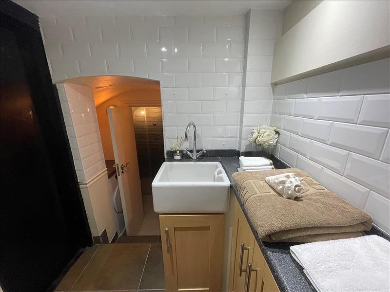 Property Imagec6370866-7ec3-4a2e-88c5-d7b7afc21120