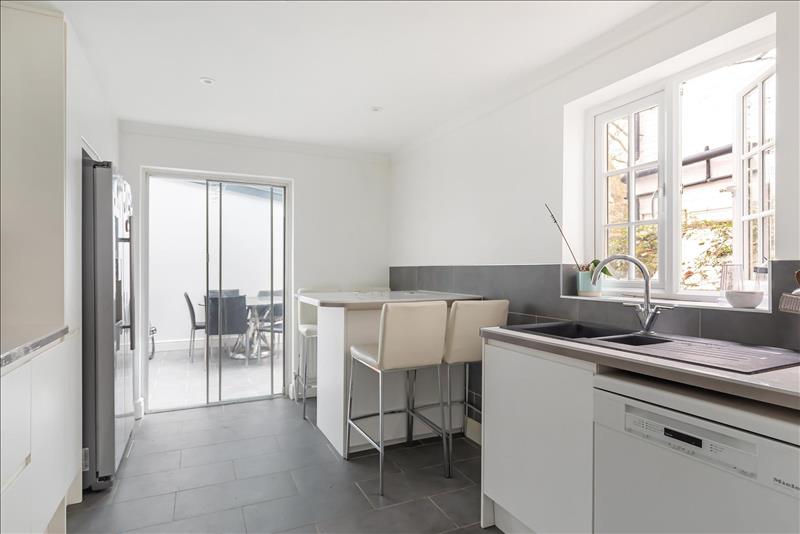 Property Imaged7e8e094-929a-4d3e-927c-906842cd2192