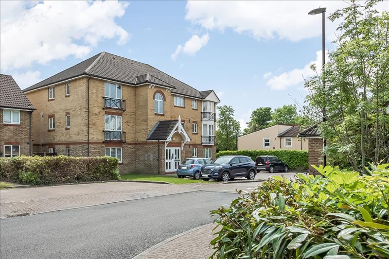 Property Imagee67e40cb-a8f2-42bb-81d3-1ed1d5f51aae