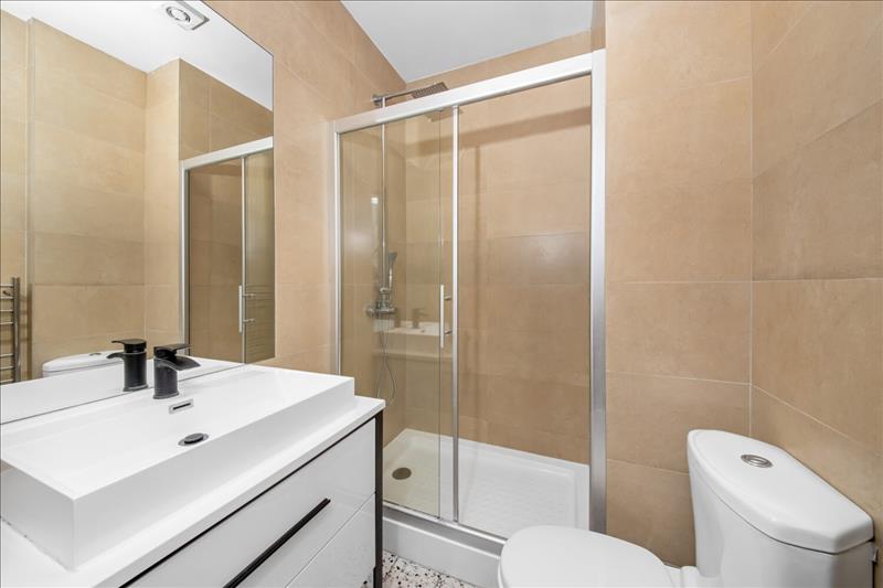 Property Imagee8e5ab72-4dd3-4007-8294-6805c4bb9e79