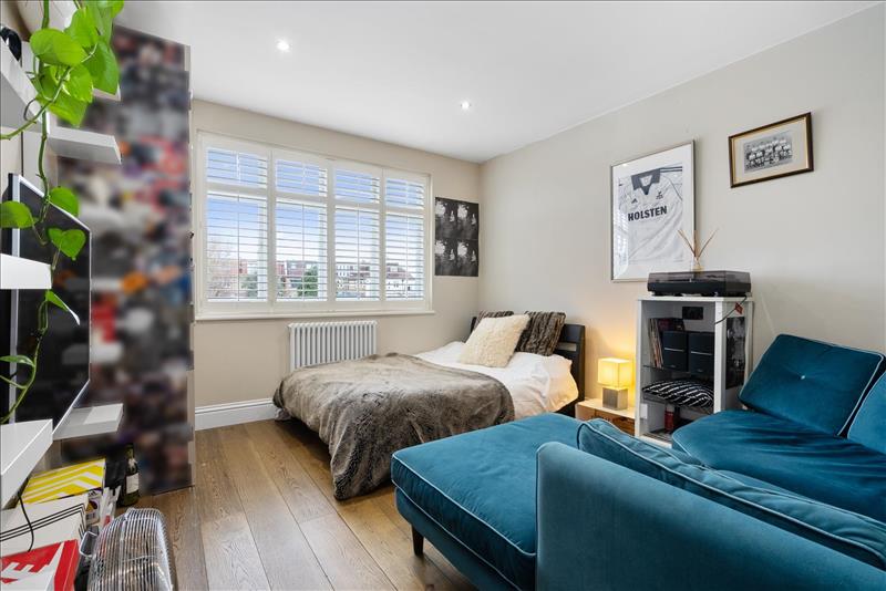 4 bedroom semidetached house for sale in Tybenham Road, Merton Park