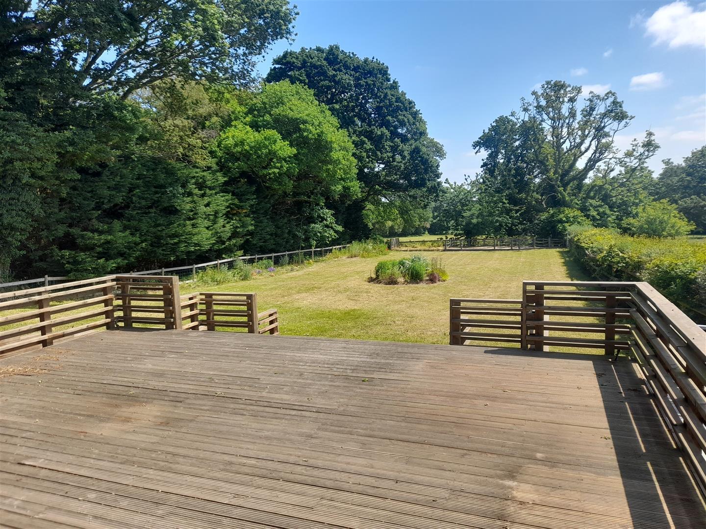 commercial property light industrial to let in Woodlands, Woodlands