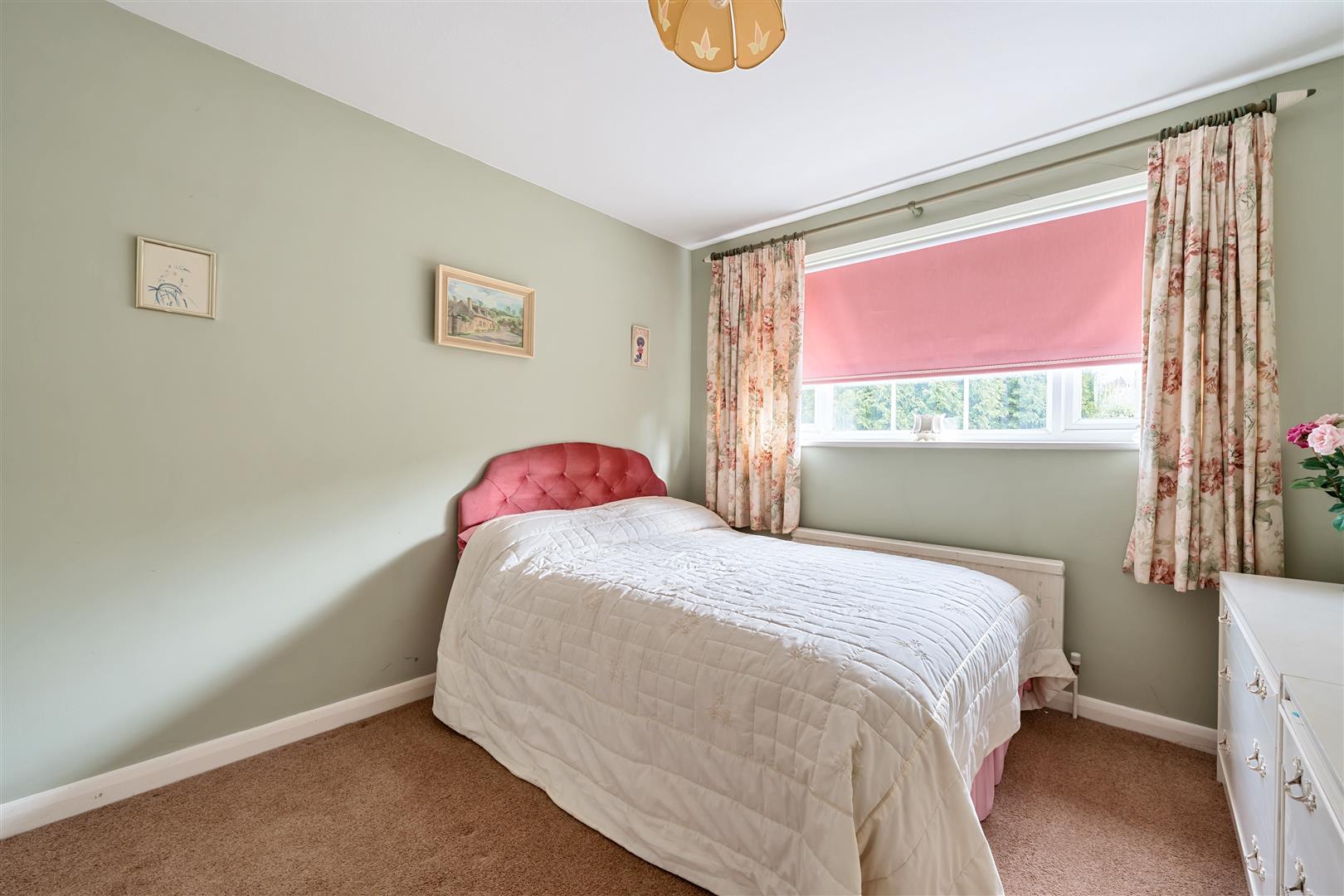 4 bedroom detached house for sale in Kingswood Road, Tadworth, KT20