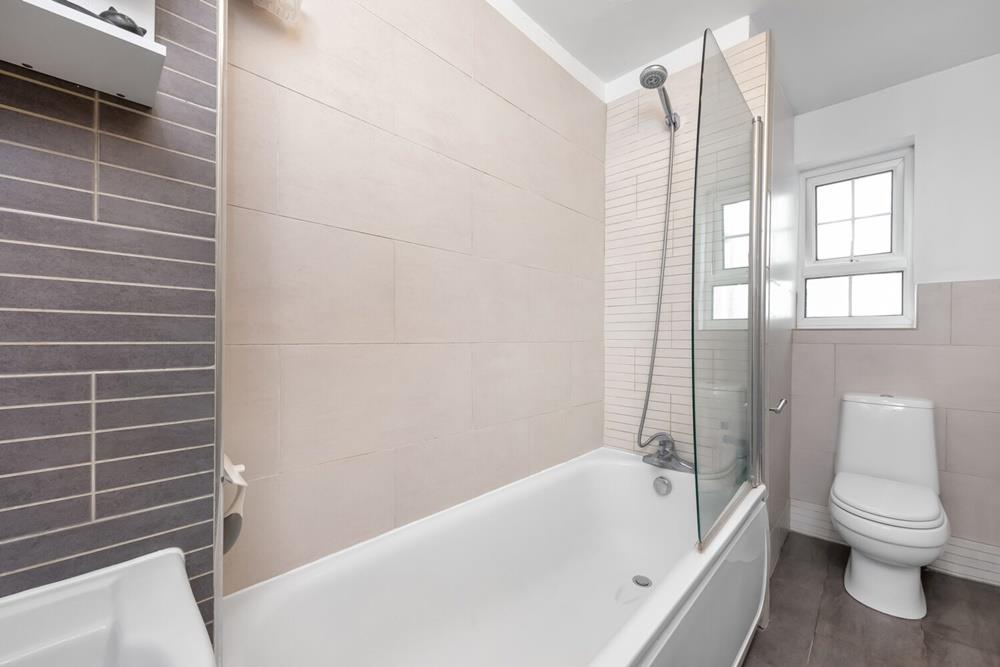 1 bedroom apartment for sale in Hamlet Road, Crystal Palace, SE19 Pedder