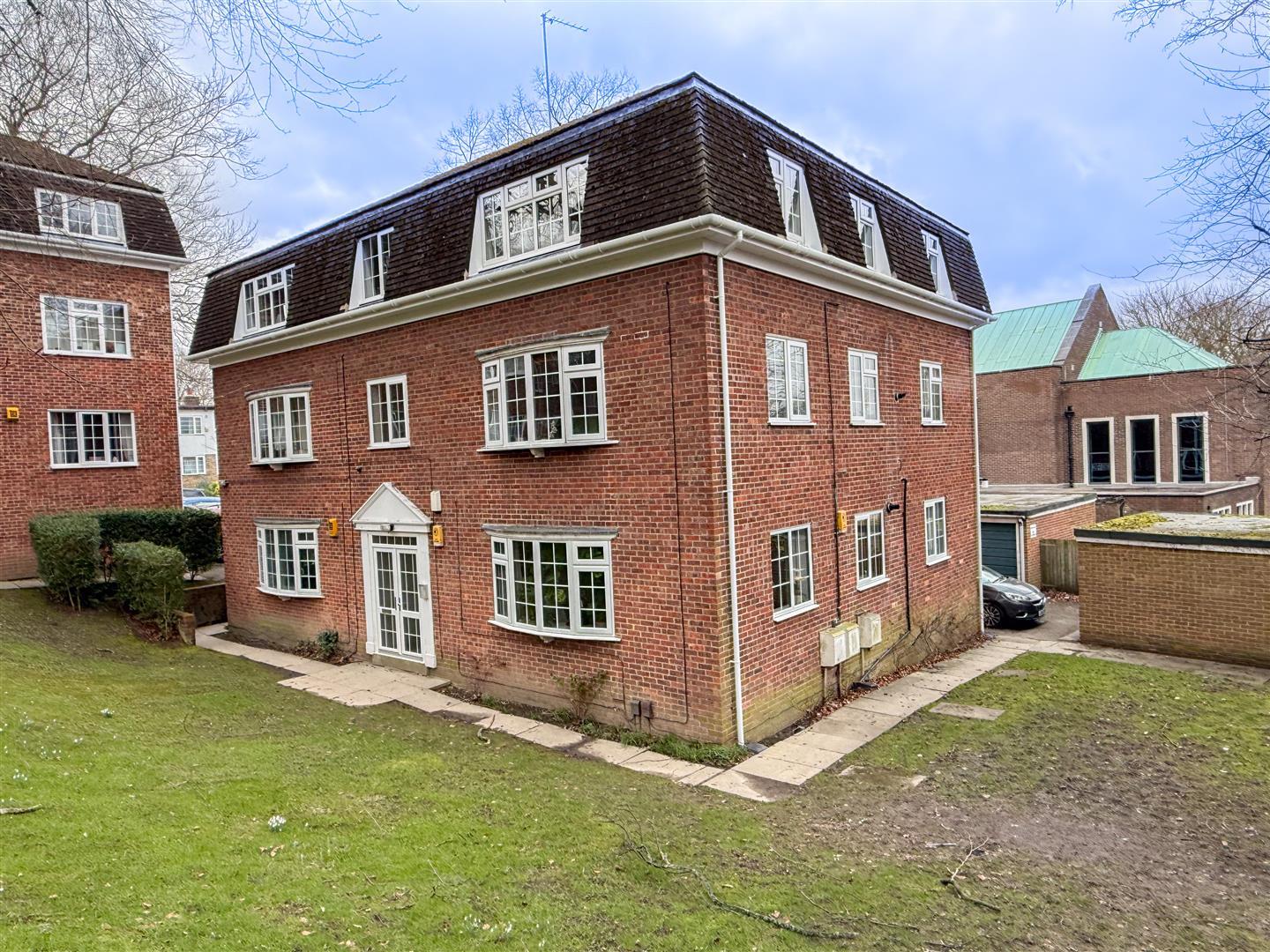 Property Image01a0b305-eb7c-4fa1-b3b0-f989a8de8014