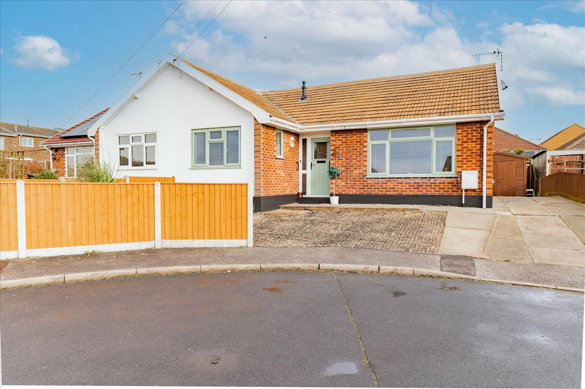 Property Image0234224e-9cfa-43d1-9145-29757455c307