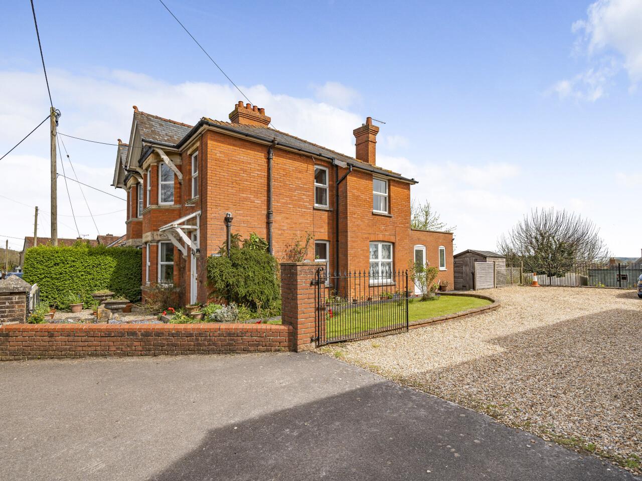 3 bedroom house for sale in Bath Road, Sturminster Newton, DT10