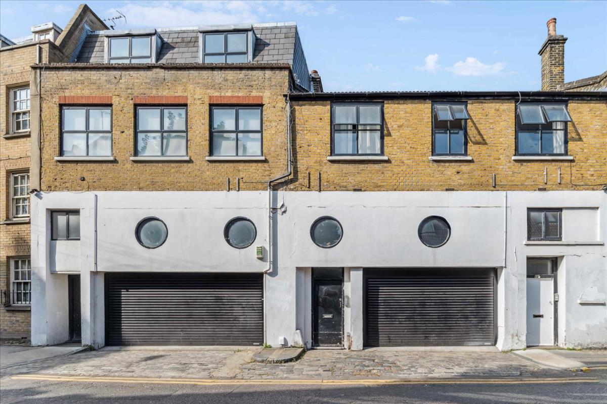 Property Image03bc3f74-2efc-473a-96b8-5bbb275938b7