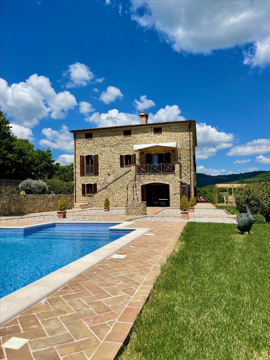 Property Image03c8069e-9f34-438d-b8c0-e8405b79930f