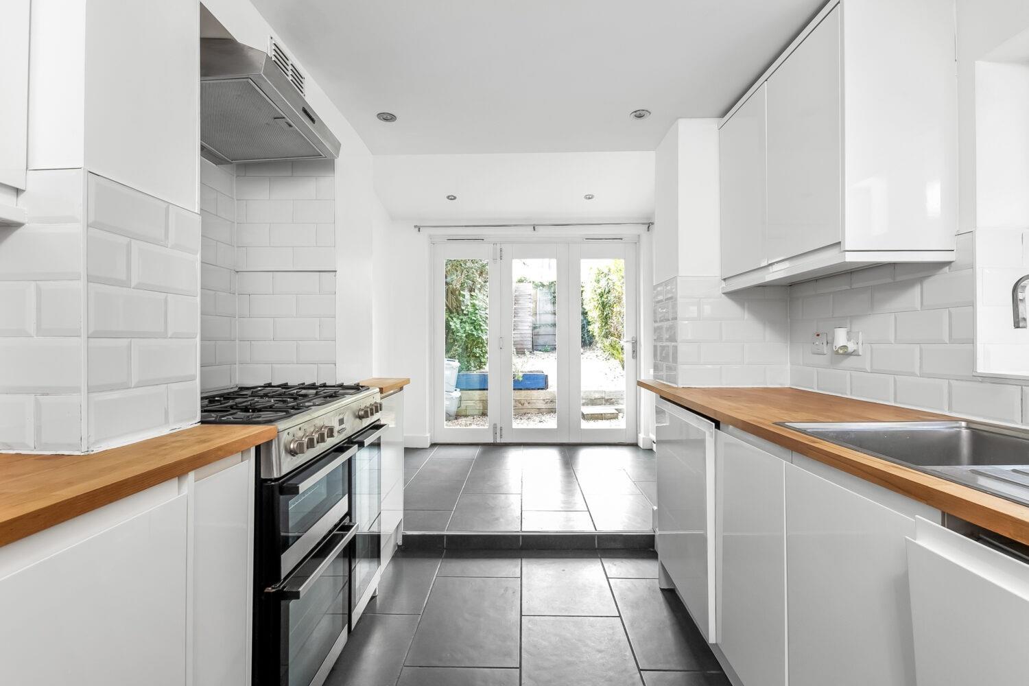 2 bedroom house for sale in Larkbere Road, Sydenham, SE26 Pedder