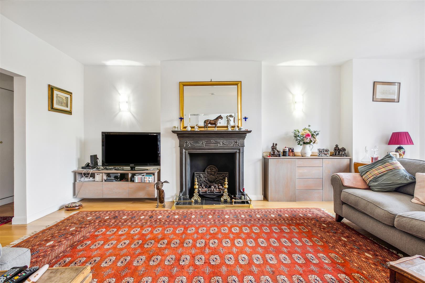 3 bedroom apartment for sale in Bedford Park Mansions, London, W4