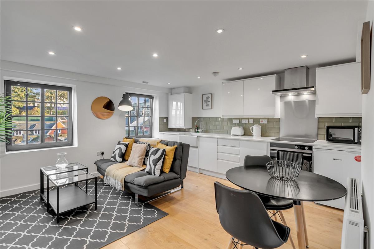 Property Image0a784b19-aa91-4c6a-a1b7-3bc4a0bd5834