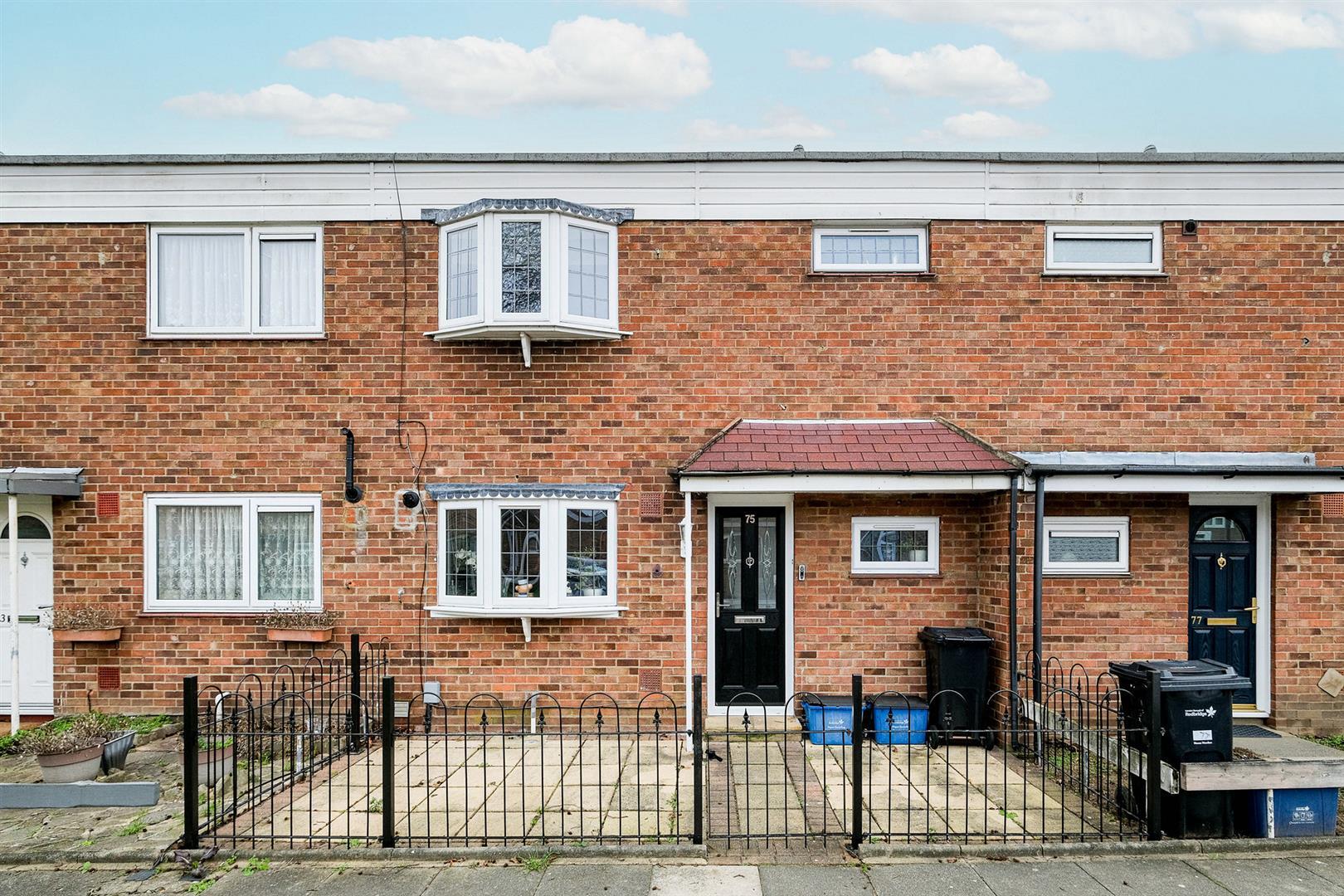 3 bedroom house for sale in Empress Avenue, Aldersbrook, E12