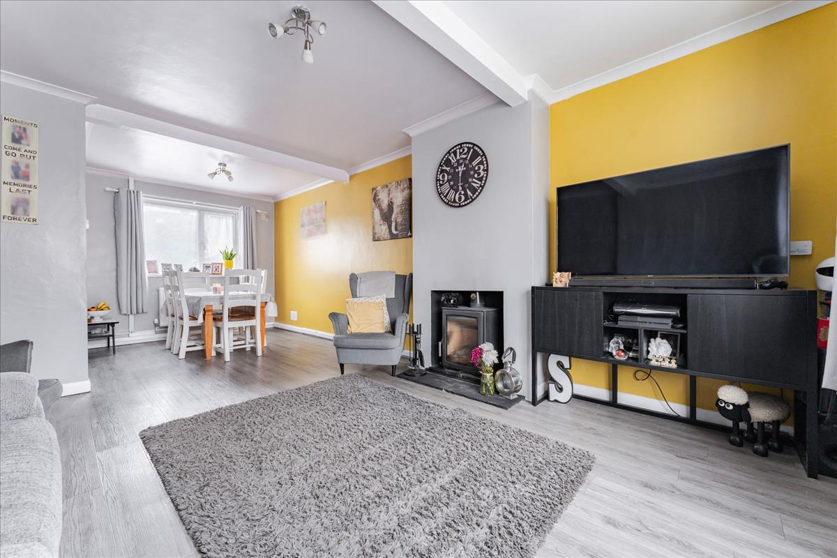 Property Image0b2a97a0-368e-4b02-9e49-da2f00a5ffff
