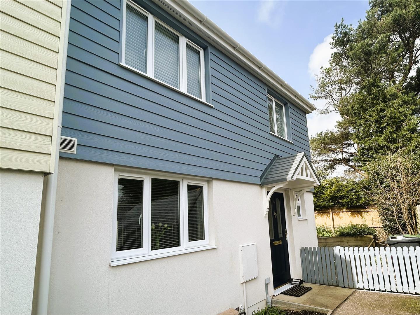 Property Image0e789c85-49da-4a67-8e5b-4effa1a62585