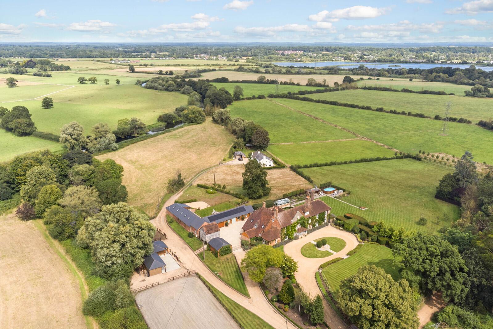 Property Image0eef87a1-2d9e-44df-ba93-1bdfa34fc761