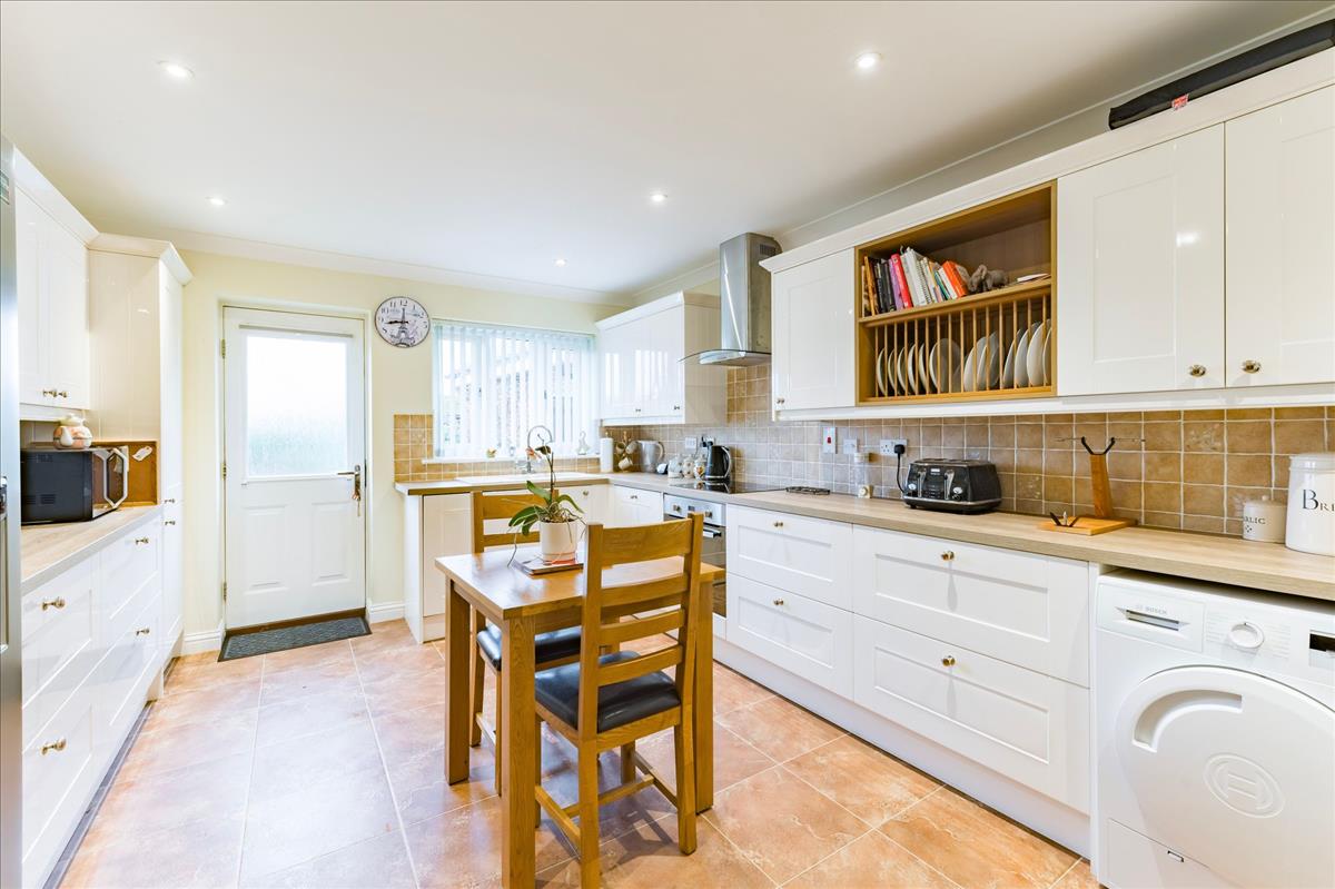Property Image12063289-019a-4178-8db9-59b44f6d5359