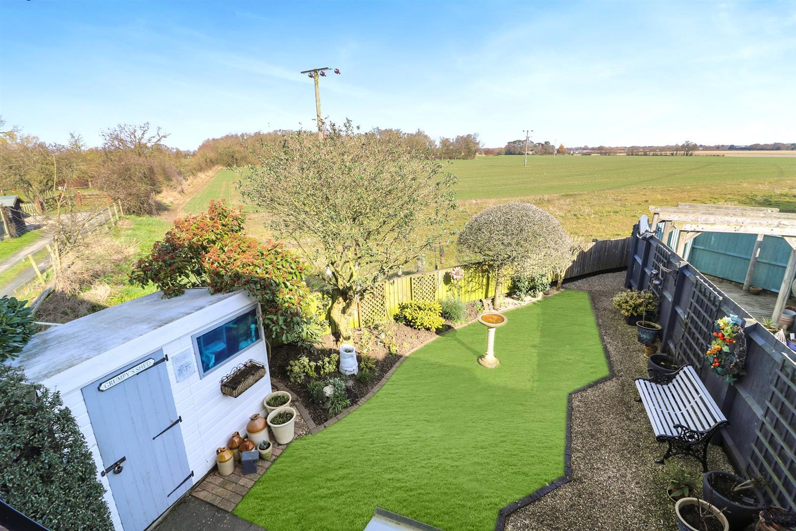Property Image1325911c-8843-4e3e-adbc-53ea893e2ef7