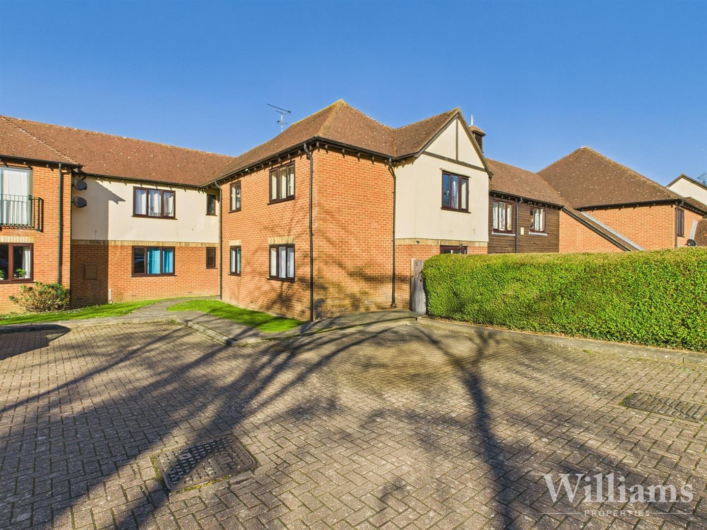 Property Image14f66fa8-27da-44f8-8cdb-0309379fa267