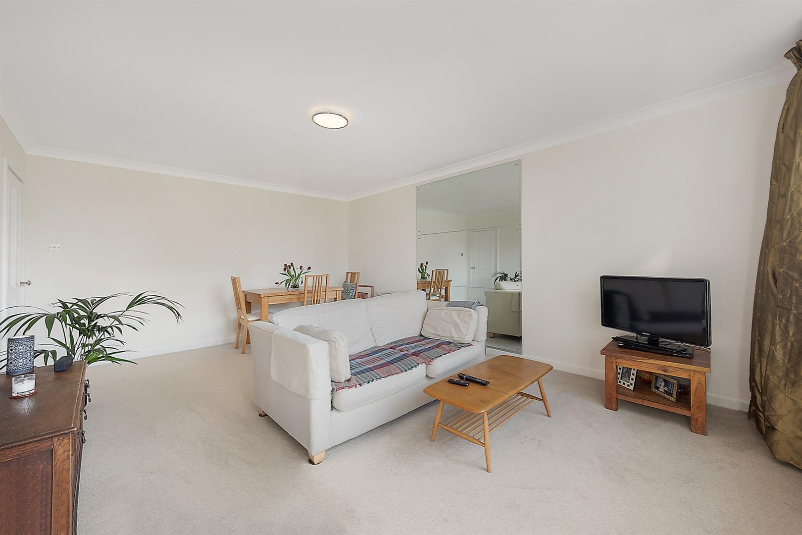 Property Image1556cf8a-a343-4eb5-b0c5-ec038f0db777