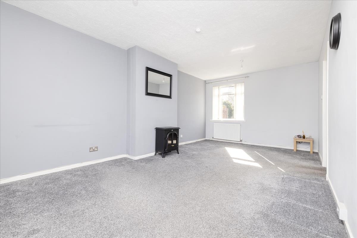 3 bedroom terraced house for sale in 61 Windsor Square, Penicuik, EH26
