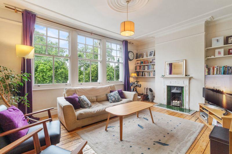 Property Image17993910-4f27-4904-810a-57d5be0ab4f5