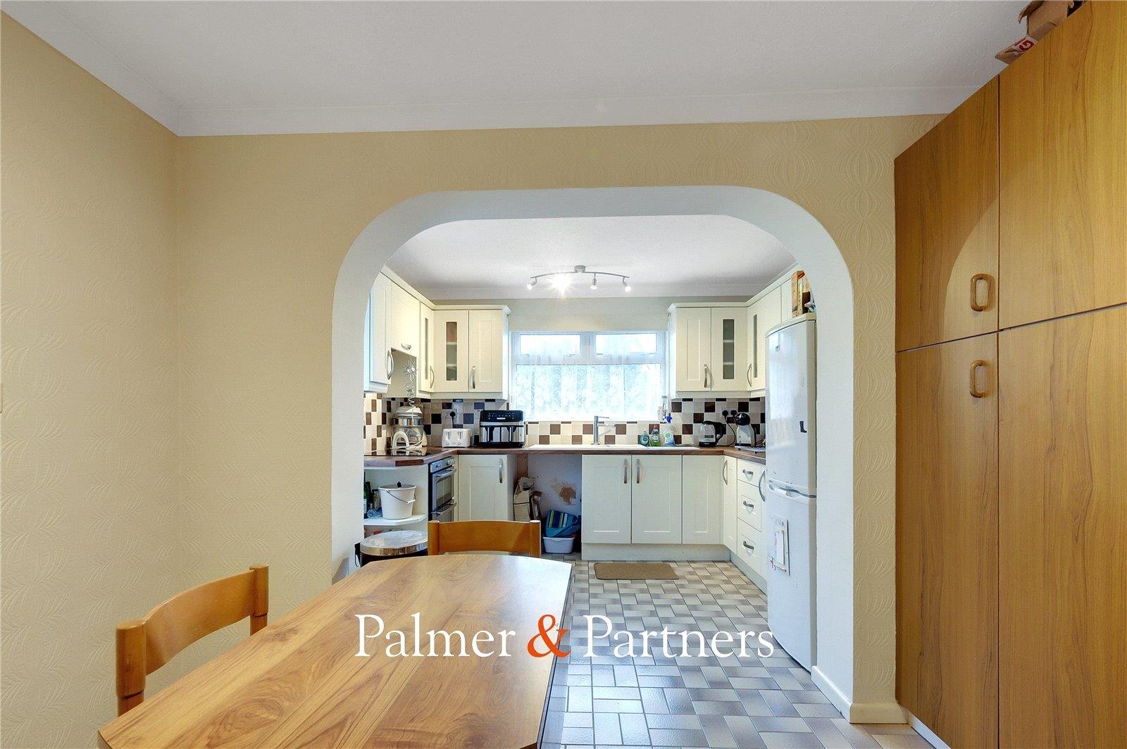 Property Image179ea9c6-292e-45aa-ada4-2817e7684b36