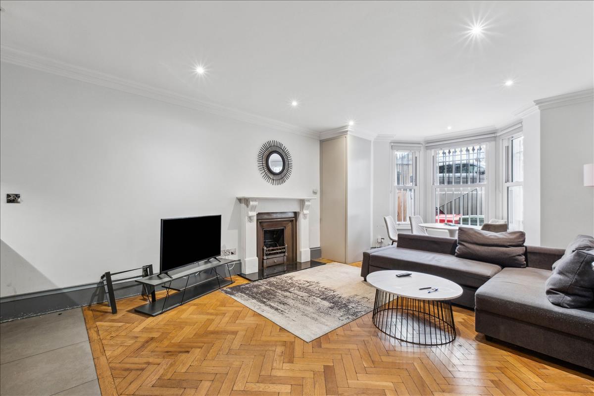 Property Image18d8f4cd-b764-41f0-a059-0caf6e904963