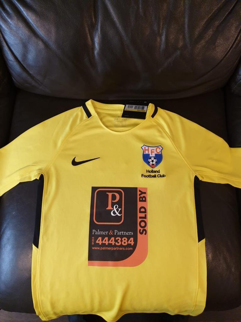 <order>0</order><label>Holland FC - sponsored by Palmer and Partners Clacton. Estate and letting agents in Clacton</label>