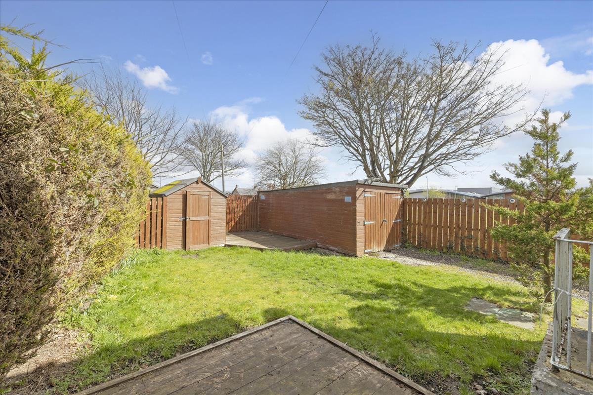 3 bedroom end of terrace house for sale in 21 Sherwood Drive, Bonnyrigg