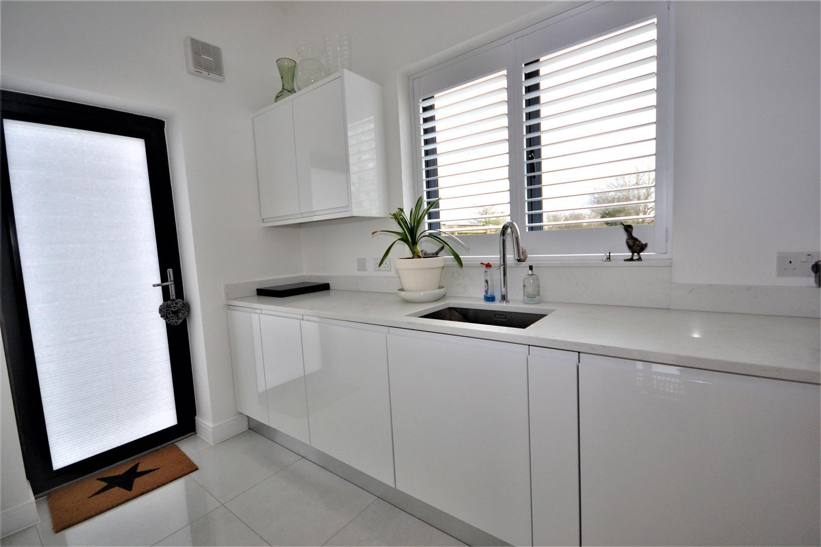 Properties for sale in Burnham On Crouch