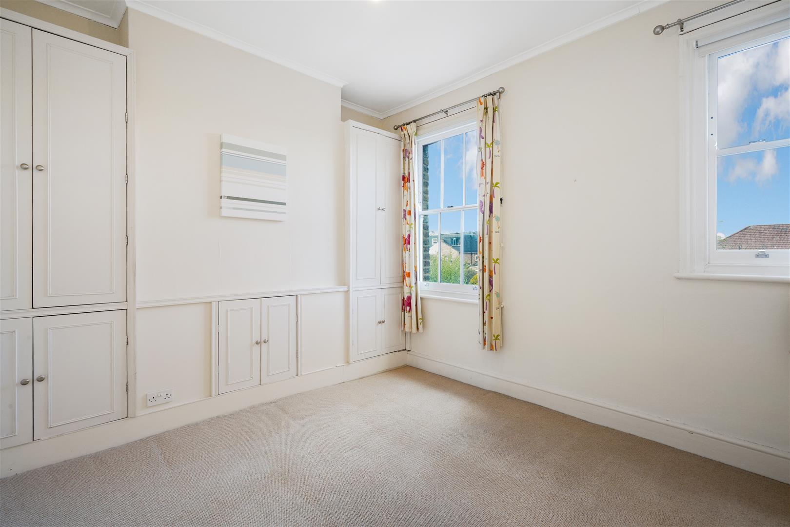 5 bedroom semidetached house for sale in Cromwell Road, Wimbledon