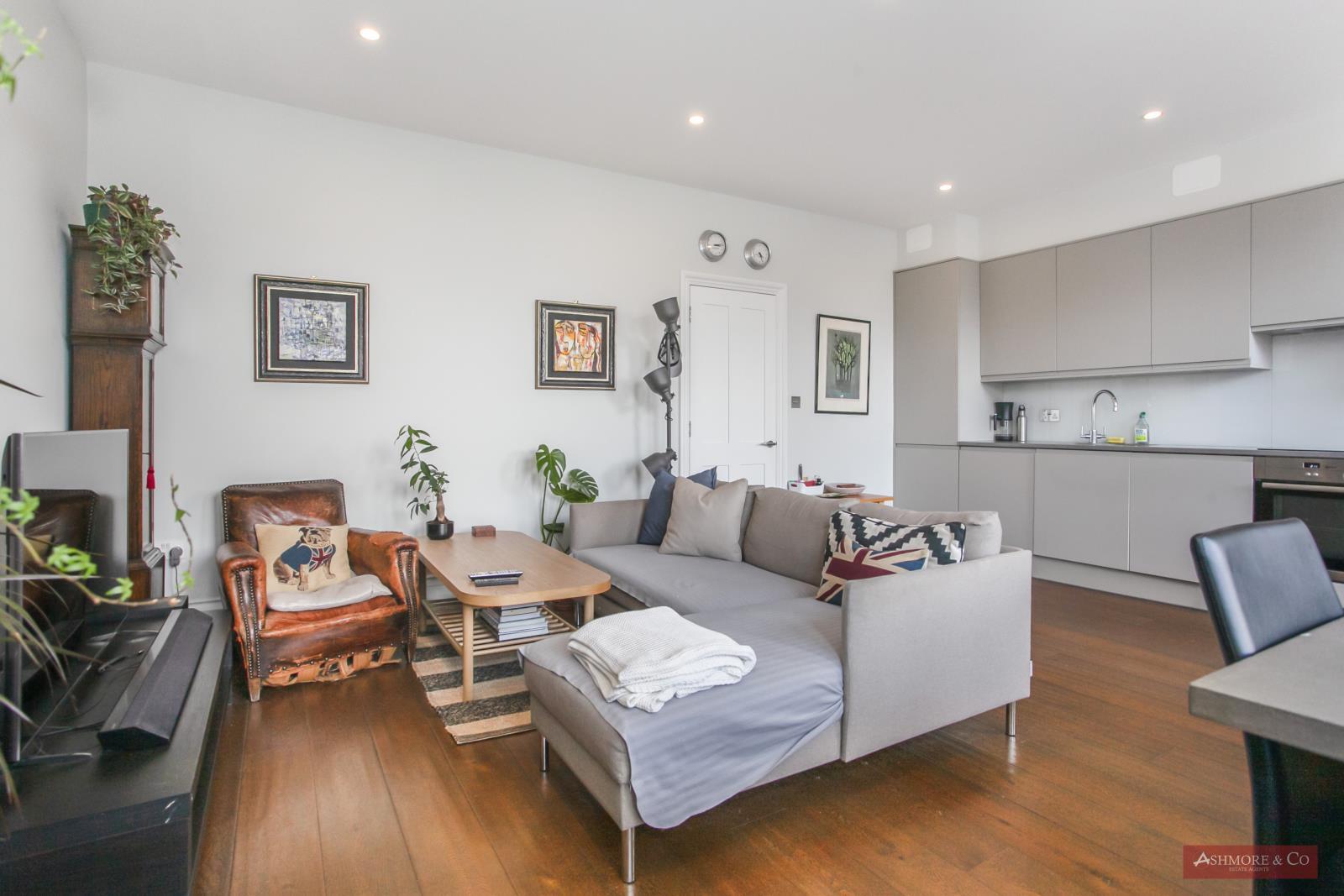 Property Image1e3230aa-3277-4562-b03d-5ac7beaebdba