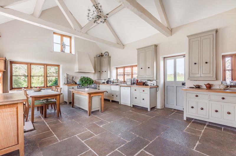 2 bedroom house for sale in , Charfield, GL12 David James