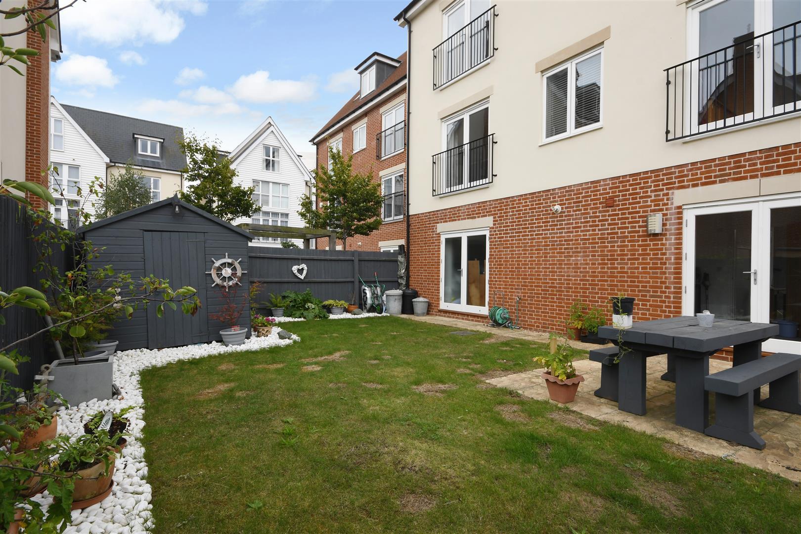 Properties for sale in Burnham On Crouch